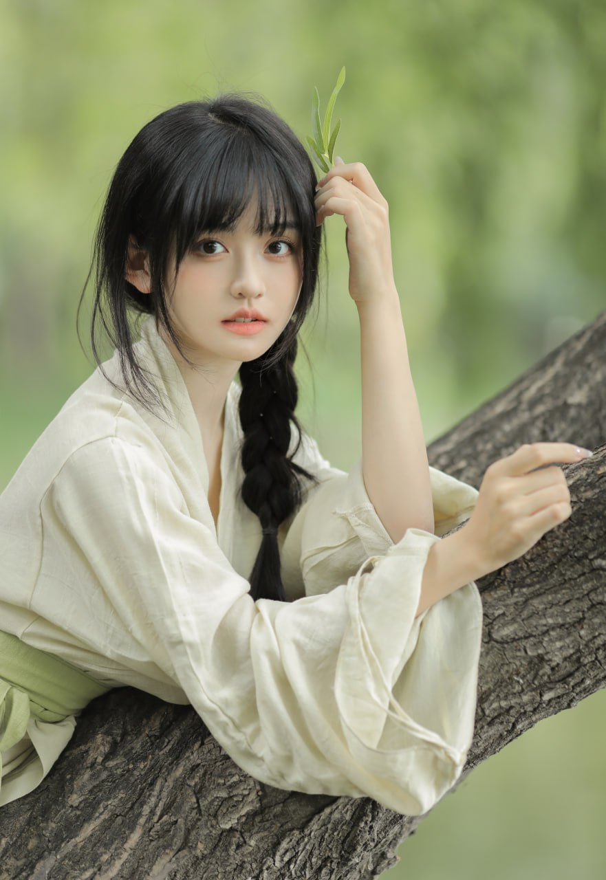 湖畔闲思